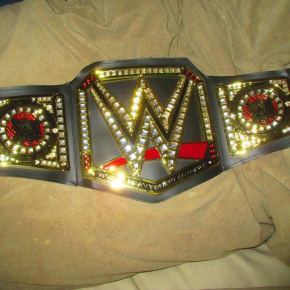 WWE World Heavyweight Champion Belt 2014 Replica Kids Toy Wrestling Title Mattel - Picture 1 of 2